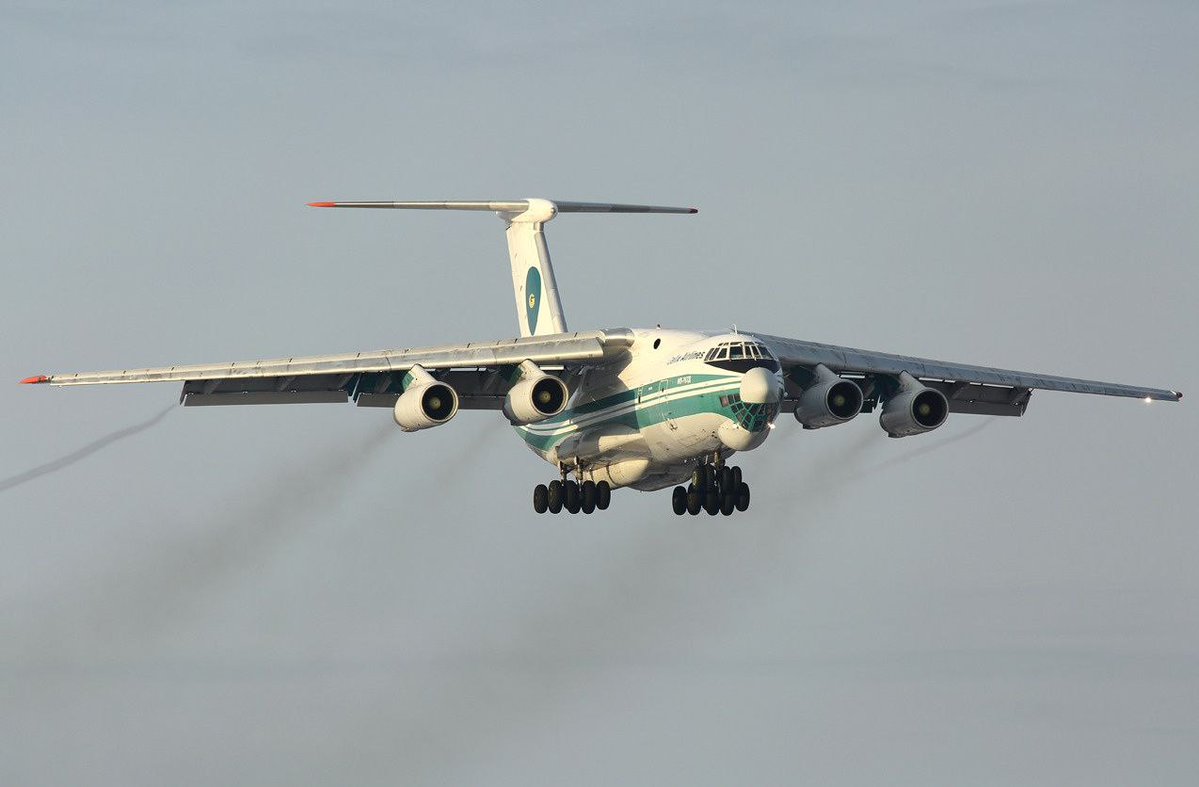 MOSCOW_EN's tweet image. 🚨⚡‼️Russian Il-76 military cargo plane operated by Gelix Airlines transports large military and strategic equipment to Algeria.