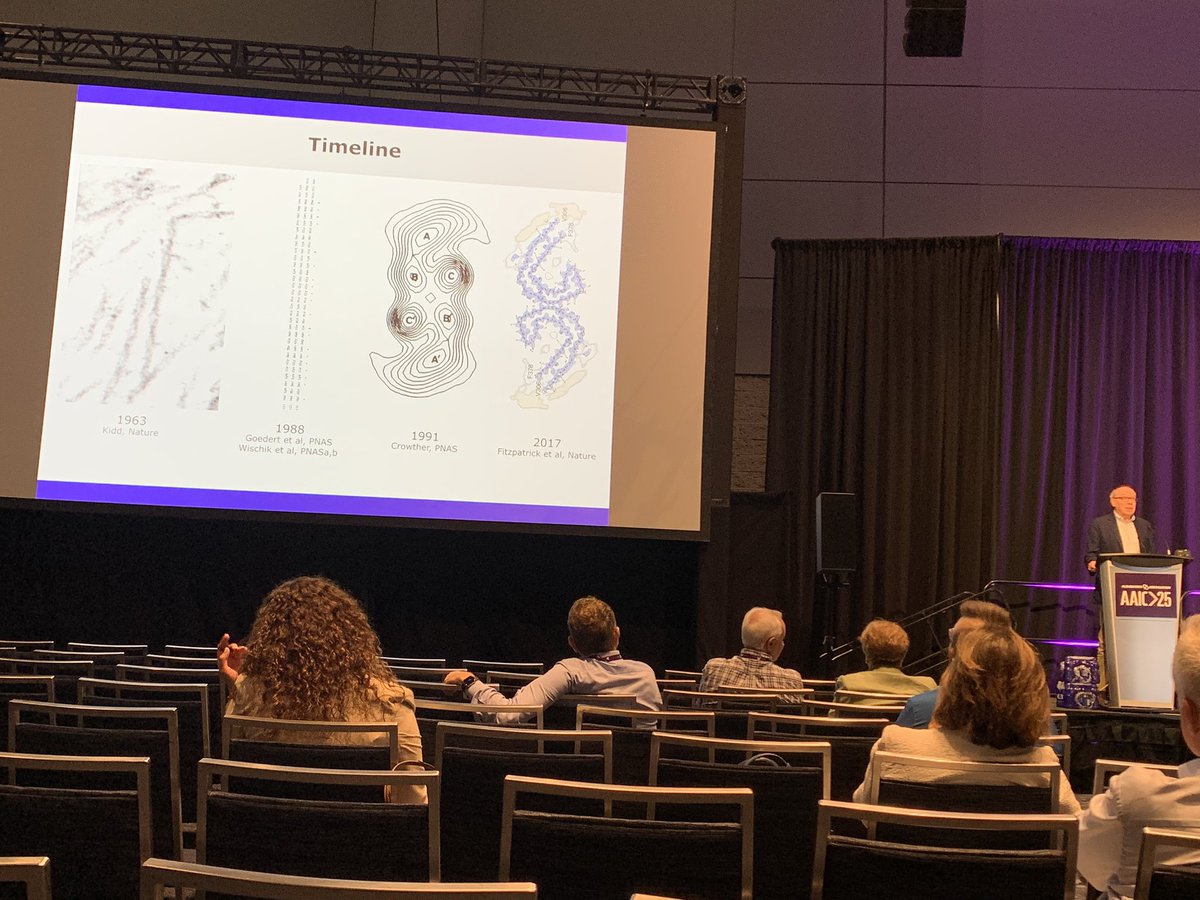 #AAIC2025 what a treat to listen to Dr. Michel Goedert discuss 50 years of tau. Phenomenal discoveries and more to come for therapeutic avenues for #Alzheimers and other tauopathies like #PSP