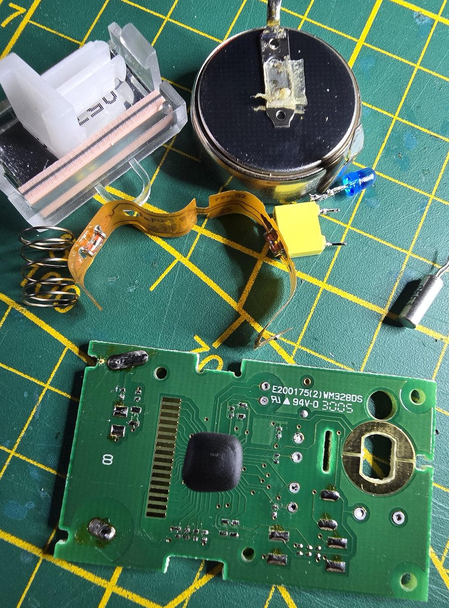 atc1441's tweet image. Another Heat cost Allocator looked into.
This time an Ista non RF Variant.
Decapped Blob turns out to be an MSP430C413 8KB ROM 256 Byte RAM
Other than that its just:
- Custom LCD
- 2 Temp Sensor
- CR2477 Battery
- IRDA Interface
Not much to "hack" on without RF and ROM based SoC