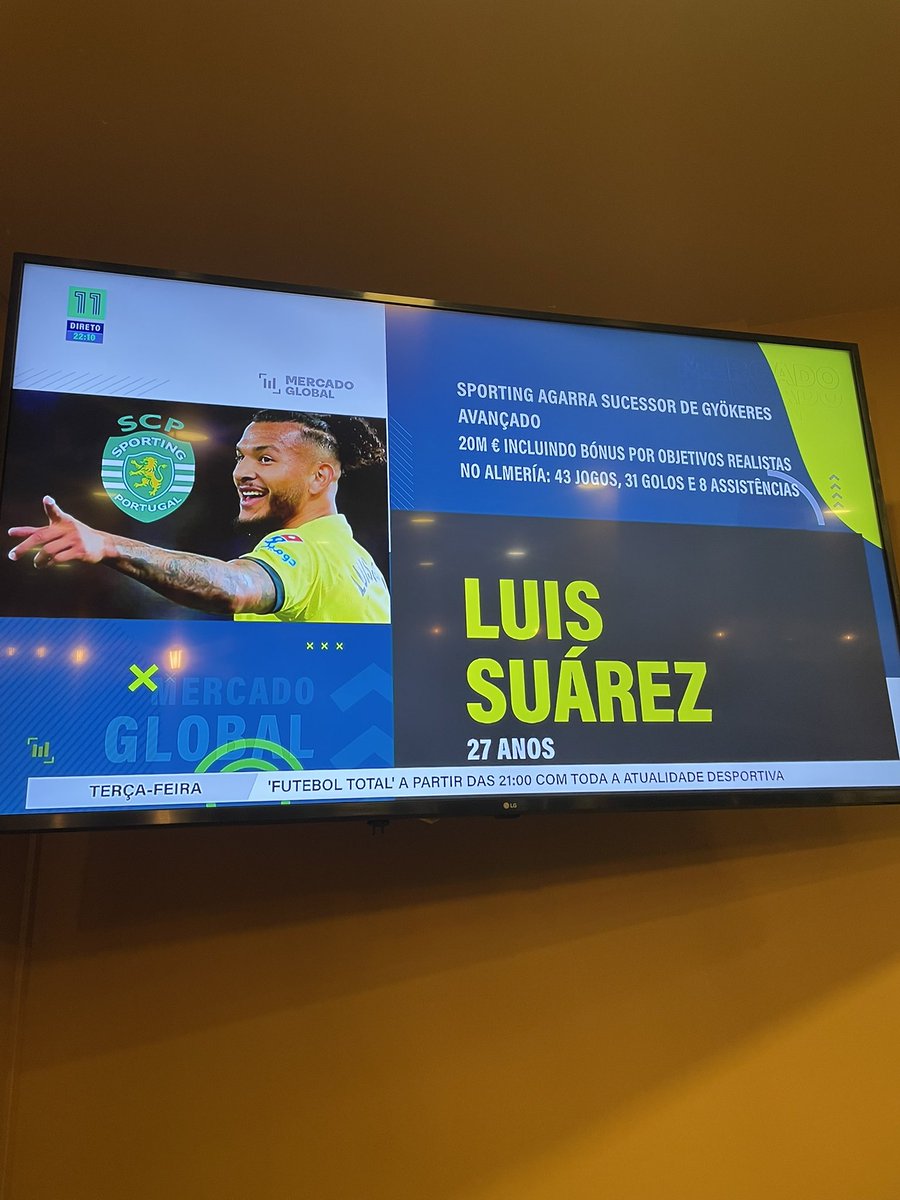 Splash_6's tweet image. Adoro esta comunicação social … 🧐🤔🤪
Cambada de palhaços q n sabem o significado de isenção jornalística 😤😤😤
@cnnportugal q continue a contratar este tipo d comentadores
Expliquem-me sff o q  são objectivos realistas, pa q no final possamos verificar o qto realistas eram 🤣