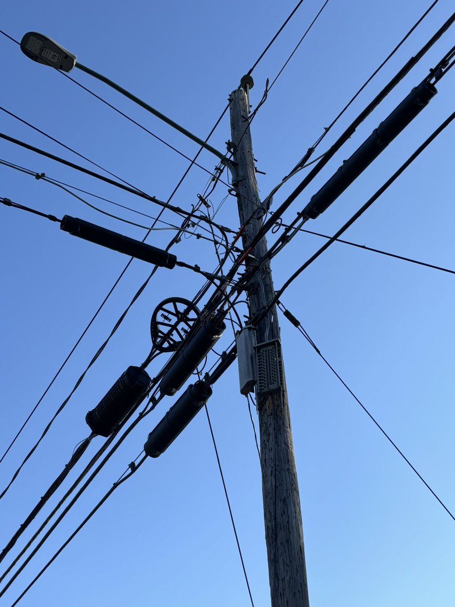 sub__tara's tweet image. What happened to the future being wireless? Are we moving backwards? Massachusetts looks like a third world country these days. 
Edited to add: These are shots of tiny residential neighborhoods in our town of 10k. It’s everywhere and more keeps being added.