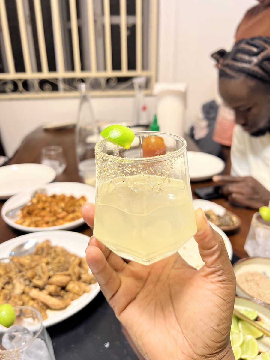 imoteda's tweet image. Impromptu margarita and taco night.
One of the perks of being an adult is that your friends can roll up unannounced and do cool things