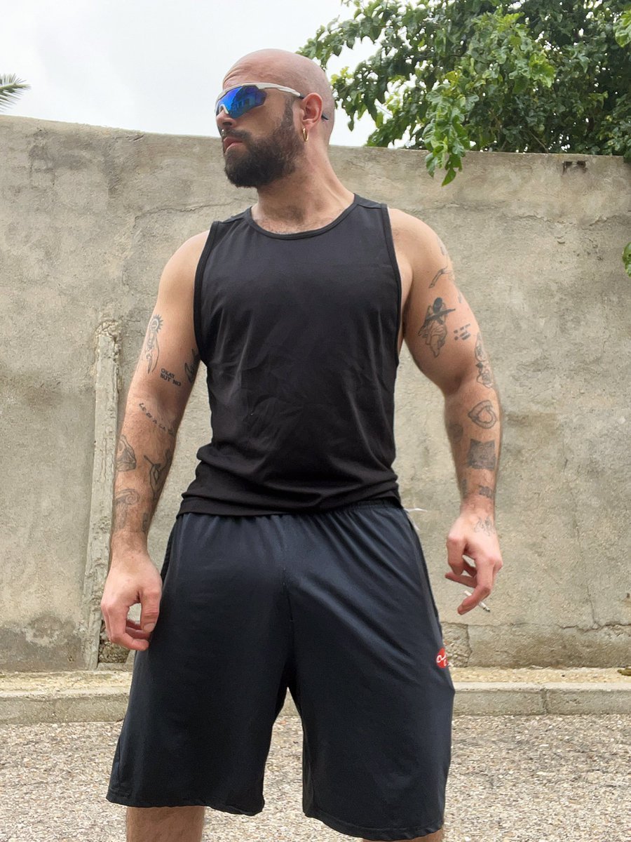 #hairy #smoker #smoking #bald #tattoo #male