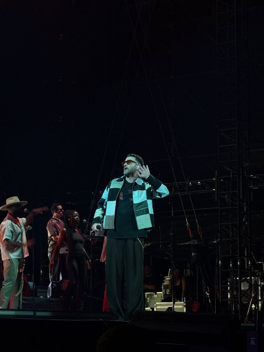 jtrocks_'s tweet image. Justin Timberlake, Baku Olympic Stadium (2025) 📷 christinseyidzade | galeriajtrocks.blogspot.com