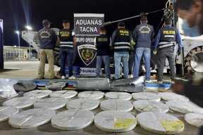 FiscaliaPeru's tweet image. 🔎 #FiscalíaLogra | Ministerio Público logró decomisar un cargamento de 168,46 kilogramos de alcaloide de cocaína, que tenía como destino Chile.
🔗 Leer más 👉gob.pe/es/n/1215756