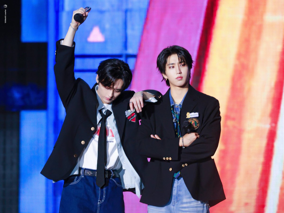 HanJisung_Chile's tweet photo. [FOTO🔥250727] #Han y #LeeKnow en <dominATE Paris>
__
Cr. Puppiexpress
#HANChile🔥
#한 #한지성 #ハン #StrayKids #스트레이키즈 #スキズ #3RACHA #スキズ_3rd_Mini #JAPAN_3rd_Mini_Album
#SKZ_Hollow #YouMakeStrayKidsStay 🐿 https://t.co/ywDhgKPbXP