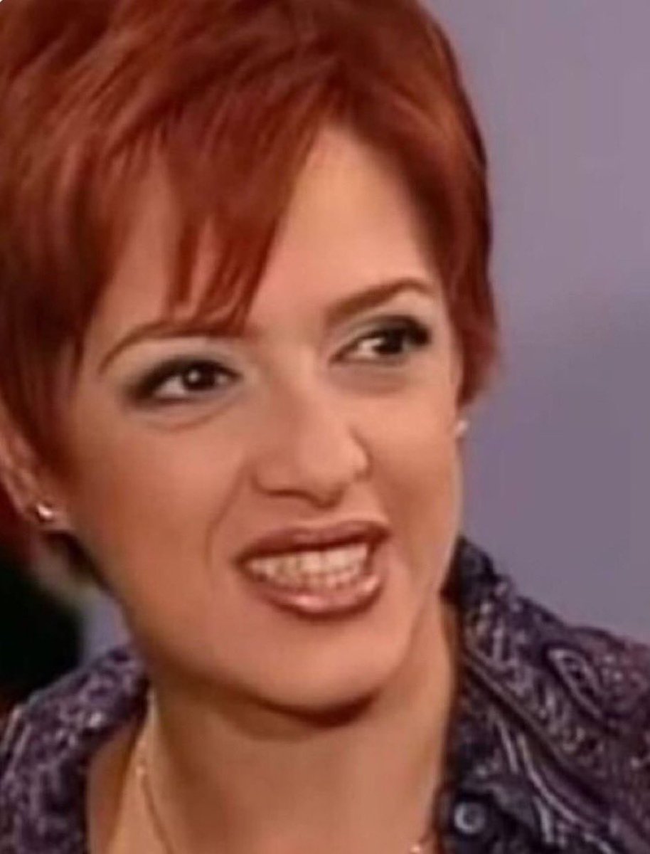 Supremejudge101's tweet image. Ο Λαγούτης πόσο βαριέται; #BigBrotherGR