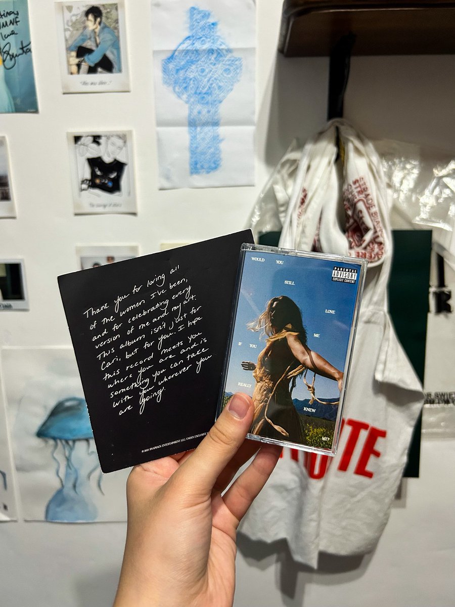 haystalec's tweet image. Just came home to this beauty 😭
Grazie a queste due stelle @foundnicole @ilesseli &lt;3