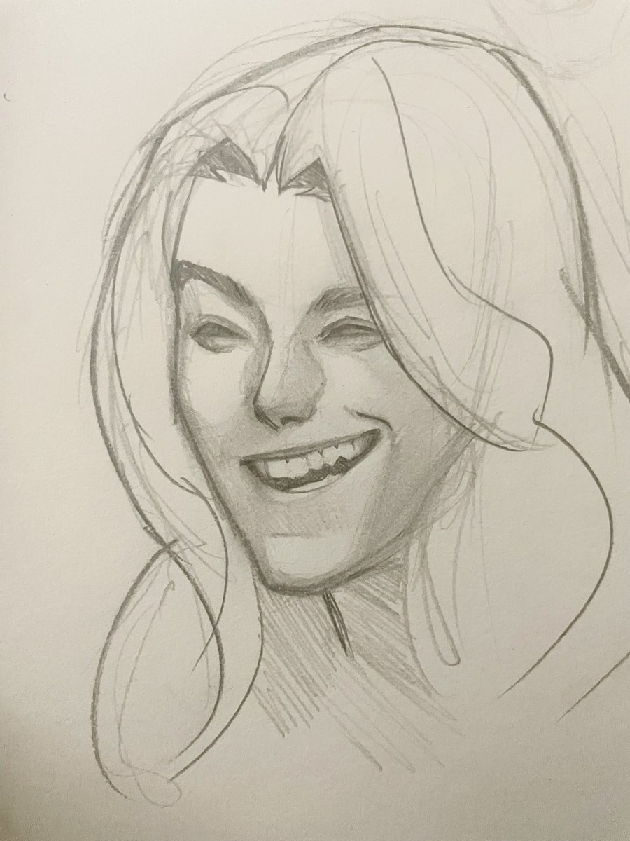 Soelmunchies's tweet image. Trying to fill my sketchbook with supergirl #Supergirl