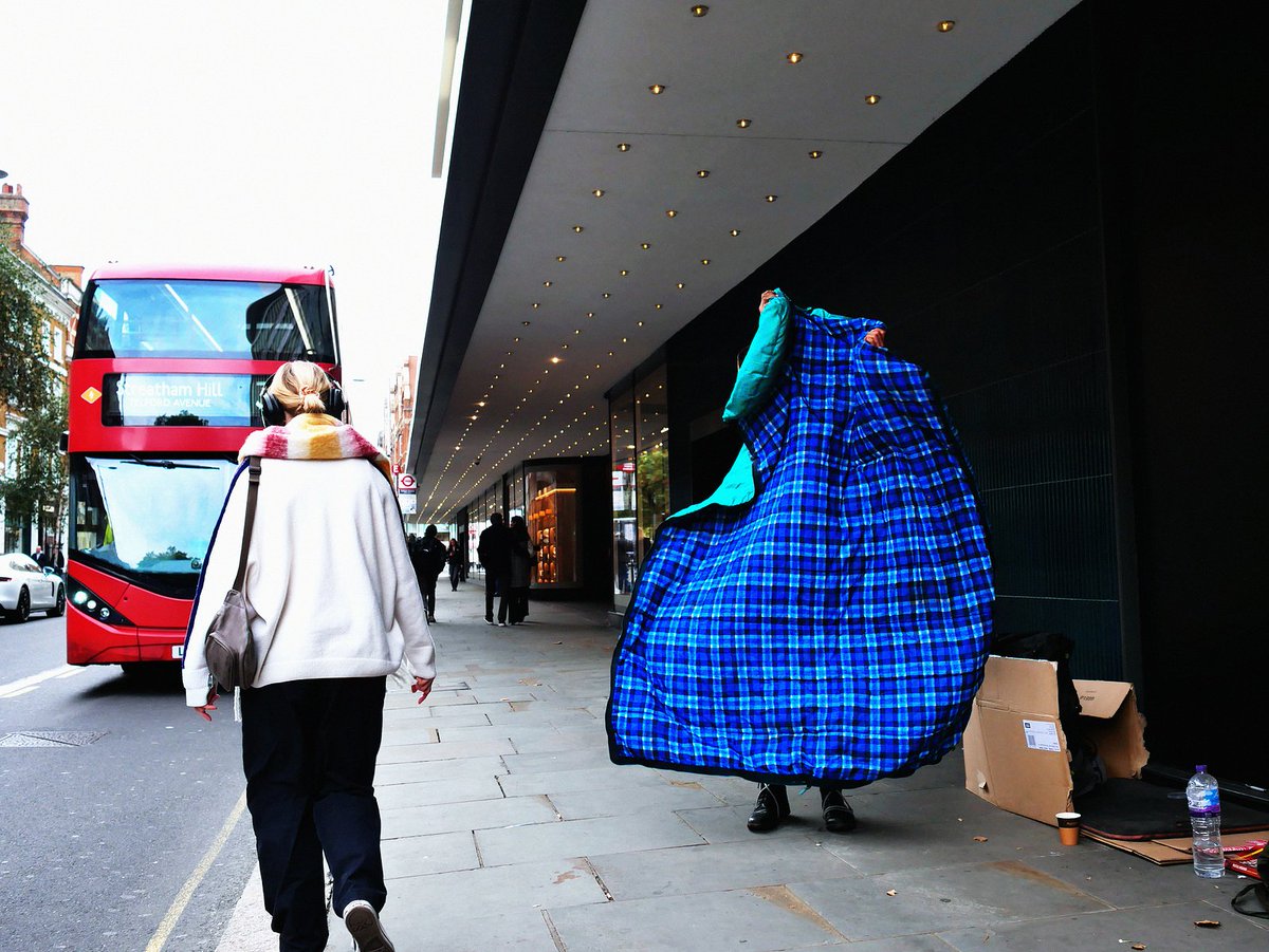 Gn 

Comfort Zone

London, 2024