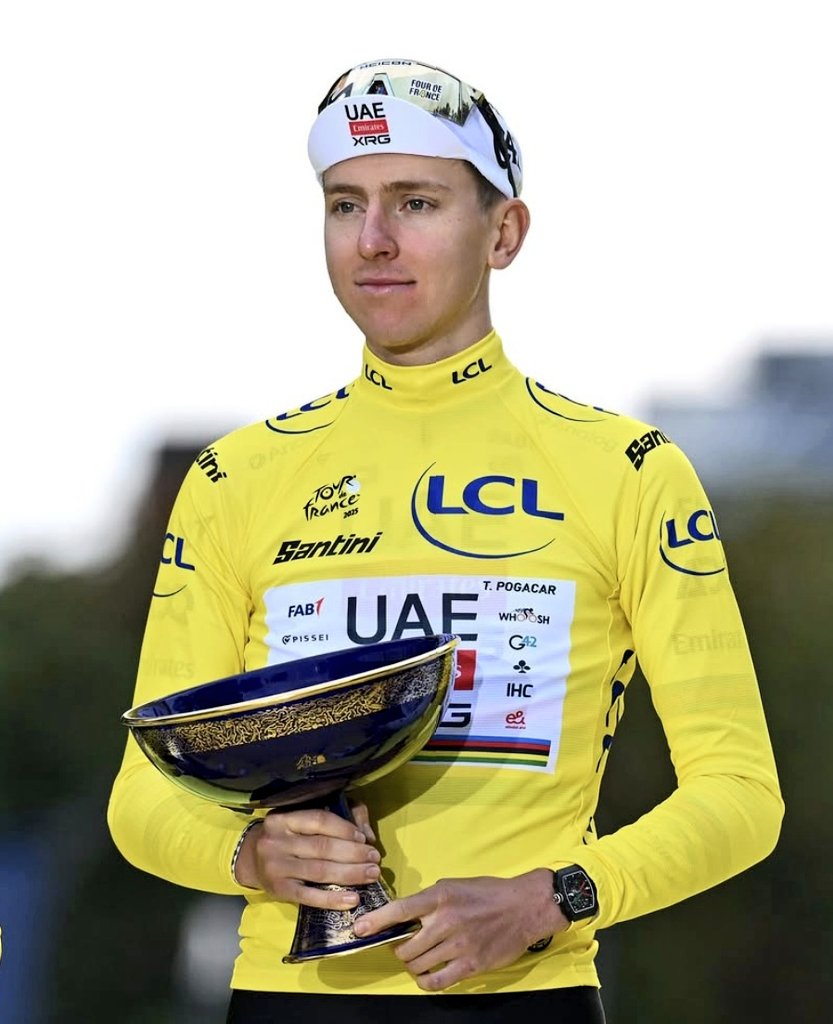 LEtapaReina's tweet photo. #SiNoFos per Vingegaard...
🤯 Avui Pogacar hauria guanyat el seu 6è @LeTour
Amb 26 anys.
Bona nit!
#TDF2025 https://t.co/O1PlK7PEpu