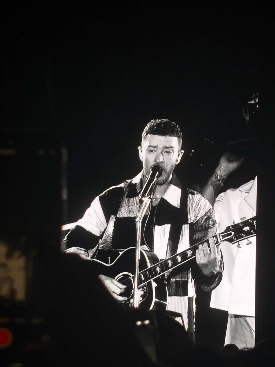jtrocks_'s tweet image. Justin Timberlake, Baku Olympic Stadium (2025) 📷 s.alizada_ e ai.ann_ | galeriajtrocks.blogspot.com