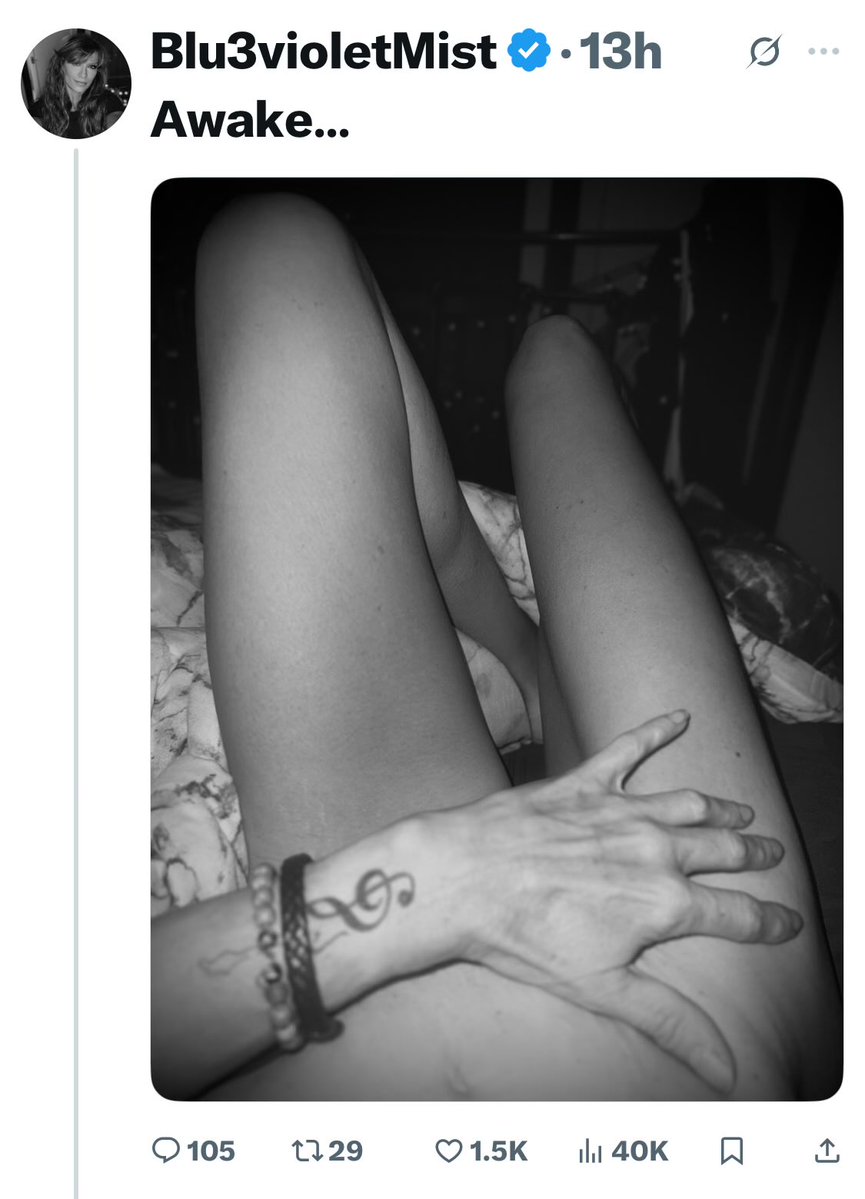 3violetMistyblu's tweet image. This is pretty insane isn’t it? 40k views today
Only post I ever had with more was about my lovely departed Ma’s xmas
trifle recipe!
Worlds apart 😂