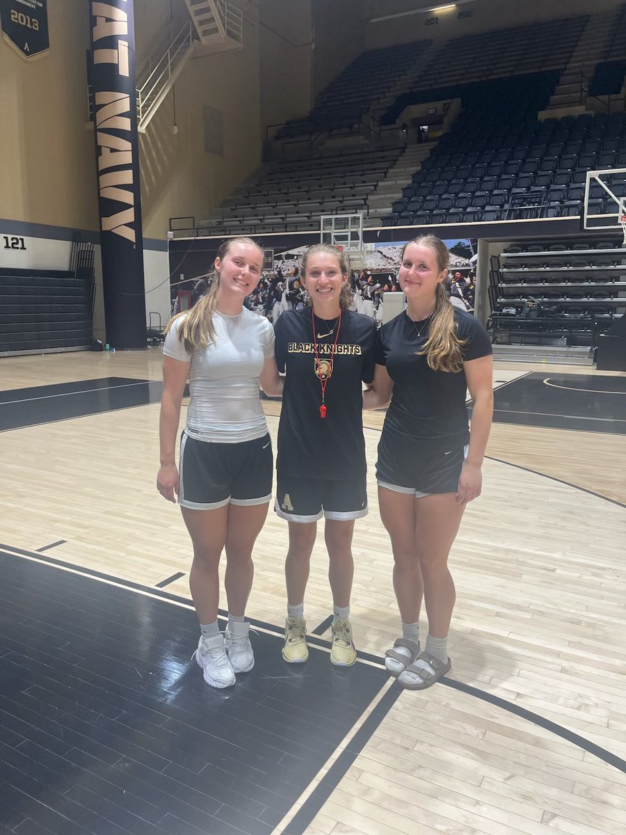 Kinsleigh Vanderburg (@kinsleighv11) on Twitter photo Thank you <a href="/ArmyWP_WBB/">Army Women's Basketball</a> for inviting me to the Elite Army Camp! It was a great experience! <a href="/WMAGirlsHoops/">WMA Girls Hoops</a> <a href="/ibelieve_elite/">Ibelieveelite🎸</a> Thank you <a href="/ArmyWP_WBB/">Army Women's Basketball</a> for inviting me to the Elite Army Camp! It was a great experience! <a href="/WMAGirlsHoops/">WMA Girls Hoops</a> <a href="/ibelieve_elite/">Ibelieveelite🎸</a>
