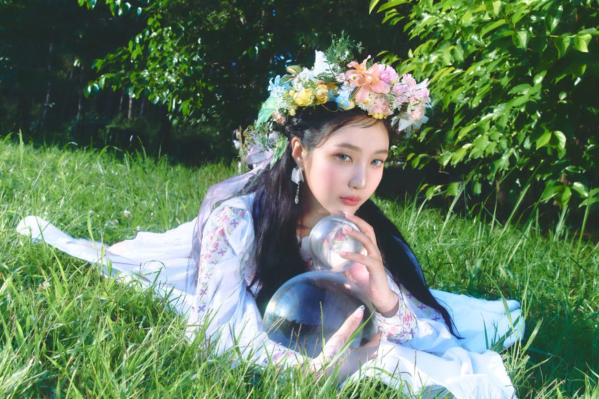 revistakoreain's tweet image. #Joy (#RedVelvet) anunciou que fará seu comeback solo com o mini álbum “From JOY, with LOVE”, marcado para 18 de agosto.
Este será seu primeiro comeback solo desde o álbum “Hello”, lançado em 2021.
Cr: Soompi