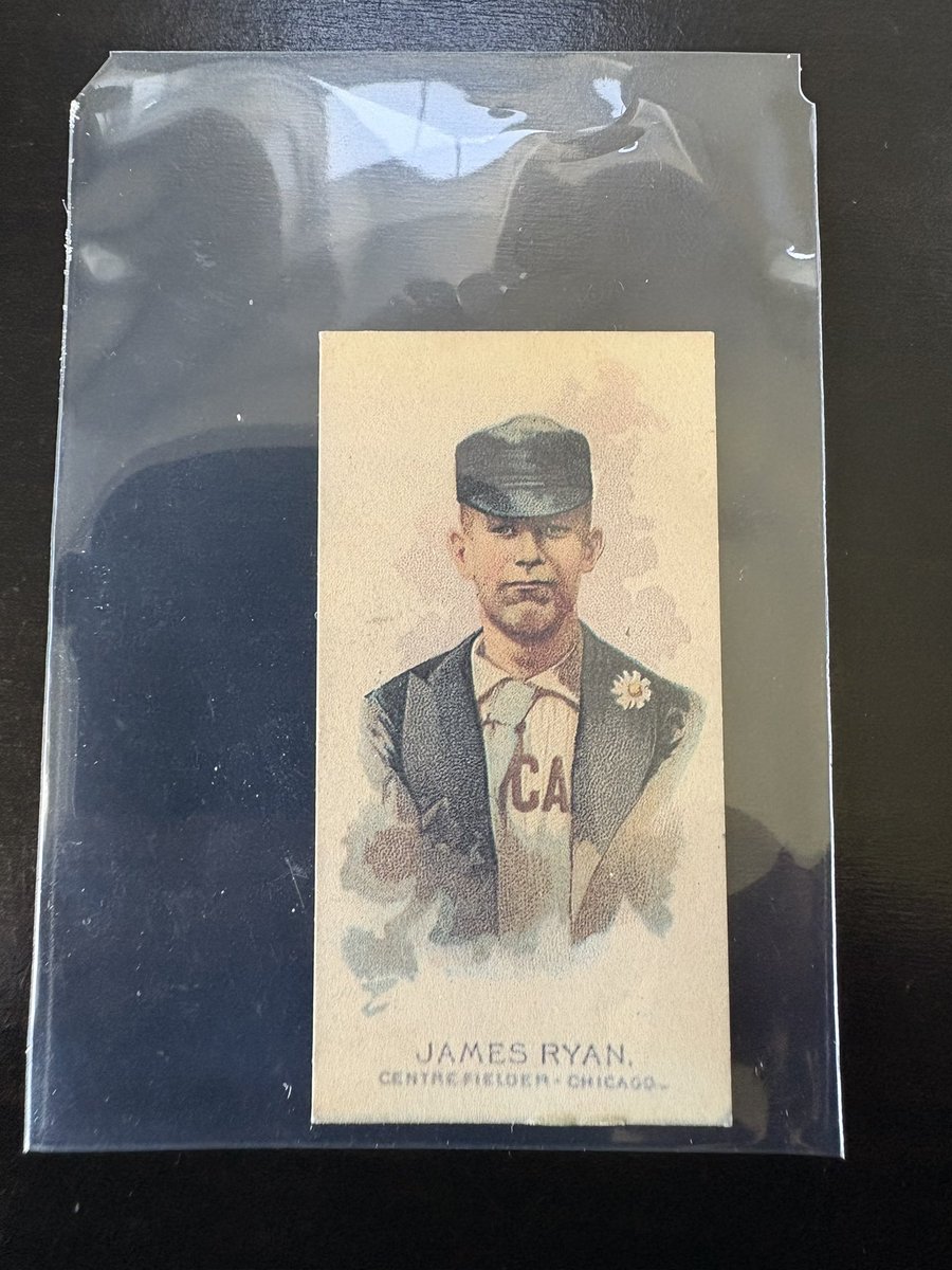 CardsBh's tweet image. Anyone have any clue what this MCH (it looks like) means on the back of this A&amp;amp;G Mini. Also looks like someone wrote 5.00 on it, ha. Thanks @CardPurchaser