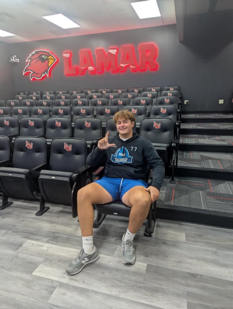 RichardSev77's tweet image. Thank you @Coach_Cannata and @CoachKT76 for the unofficial visit, I had a great time touring the campus and facility’s I look forward to coming back for a game soon! #AGTG @CoachBarnes91 @CoachJDSmith55 @Farris_Coach @JButler_210 @JGonzalesJr10 @BDammone @210Preps @TXRecruits