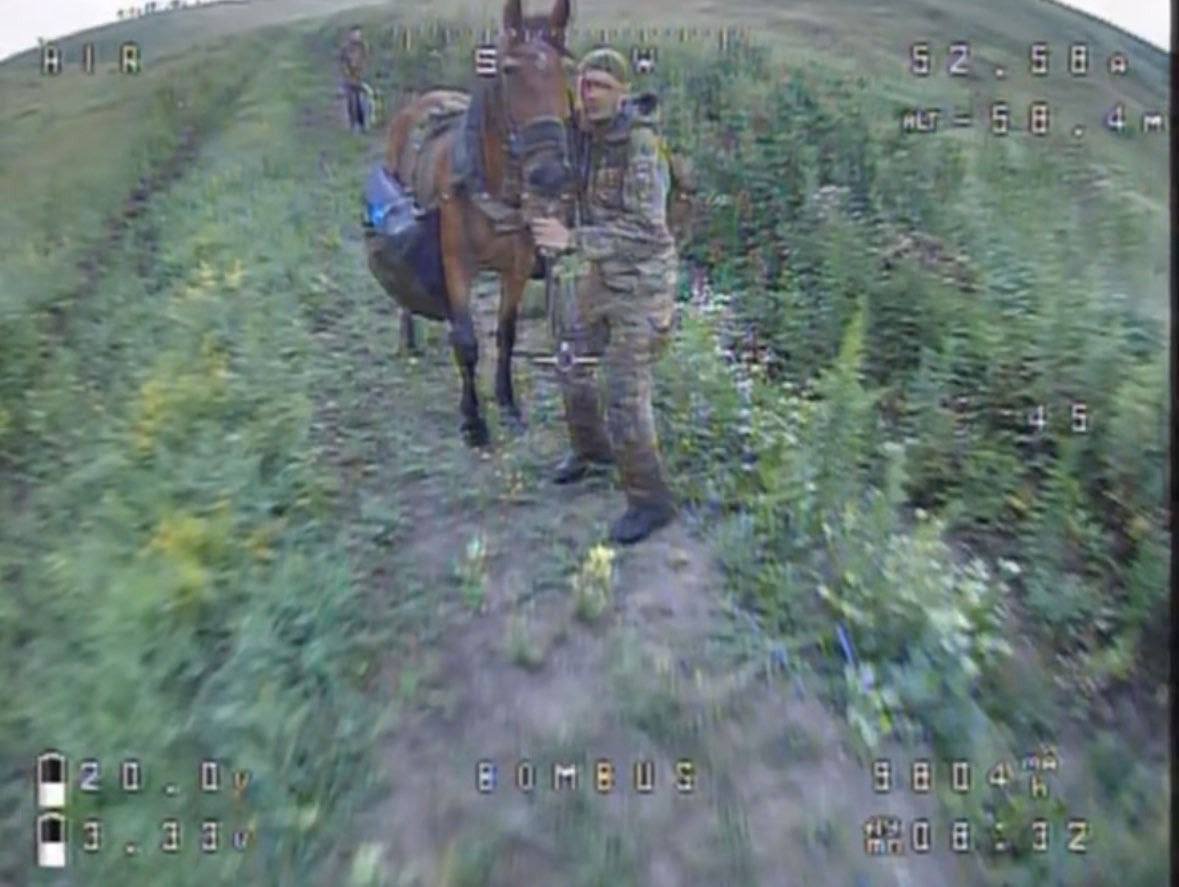 VyshnyaOstap's tweet image. The last second of the life of an elite Russian hussar.