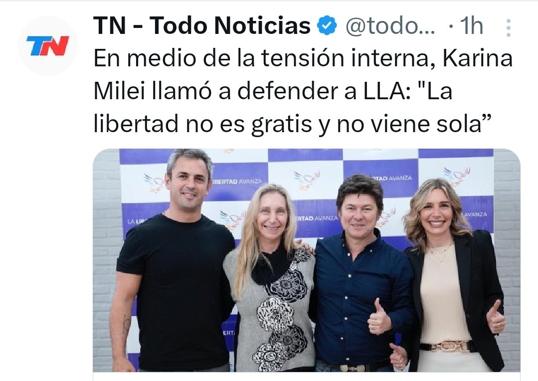 IncansableSebas's tweet image. Ya sabemos que no es gratis, Kari. Cobran entrada para todo!!