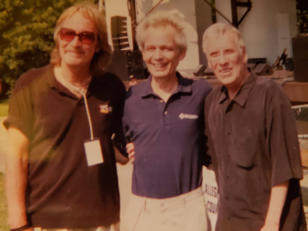 dvesean's tweet image. Sunday July 27th 2025

Glenn Pavone &amp;amp; The Cyclones came on my iPod Touch in the car.

The late Glenn Pavone Was One Of Best Gtrsts I Ever Heard! 

Pittsburgh&apos;s King Of The Rhythm &amp;amp; Blues Billy Price,

Billy brought
Glenn to tahhhn, early &apos;80&apos;s.

Image L-R: me, Glenn, Mike Lange.