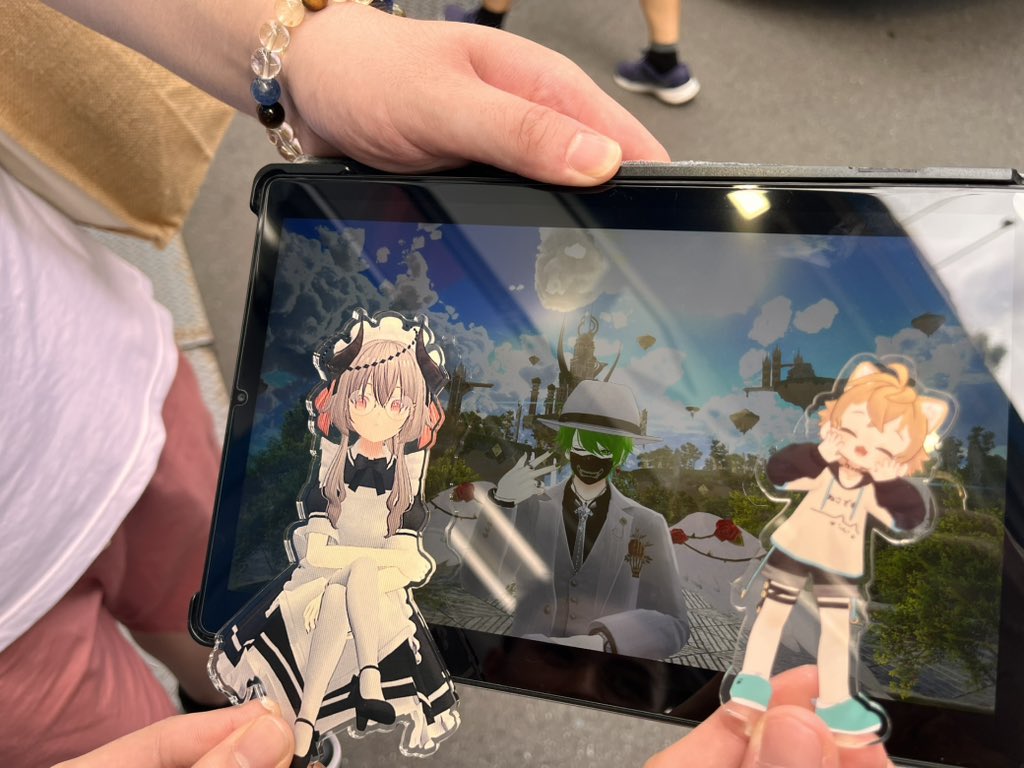 xGreenBirdx's tweet image. あはさん、時雨兄貴と。
#VketReal
#VketRealきたぞ
@omati_rl