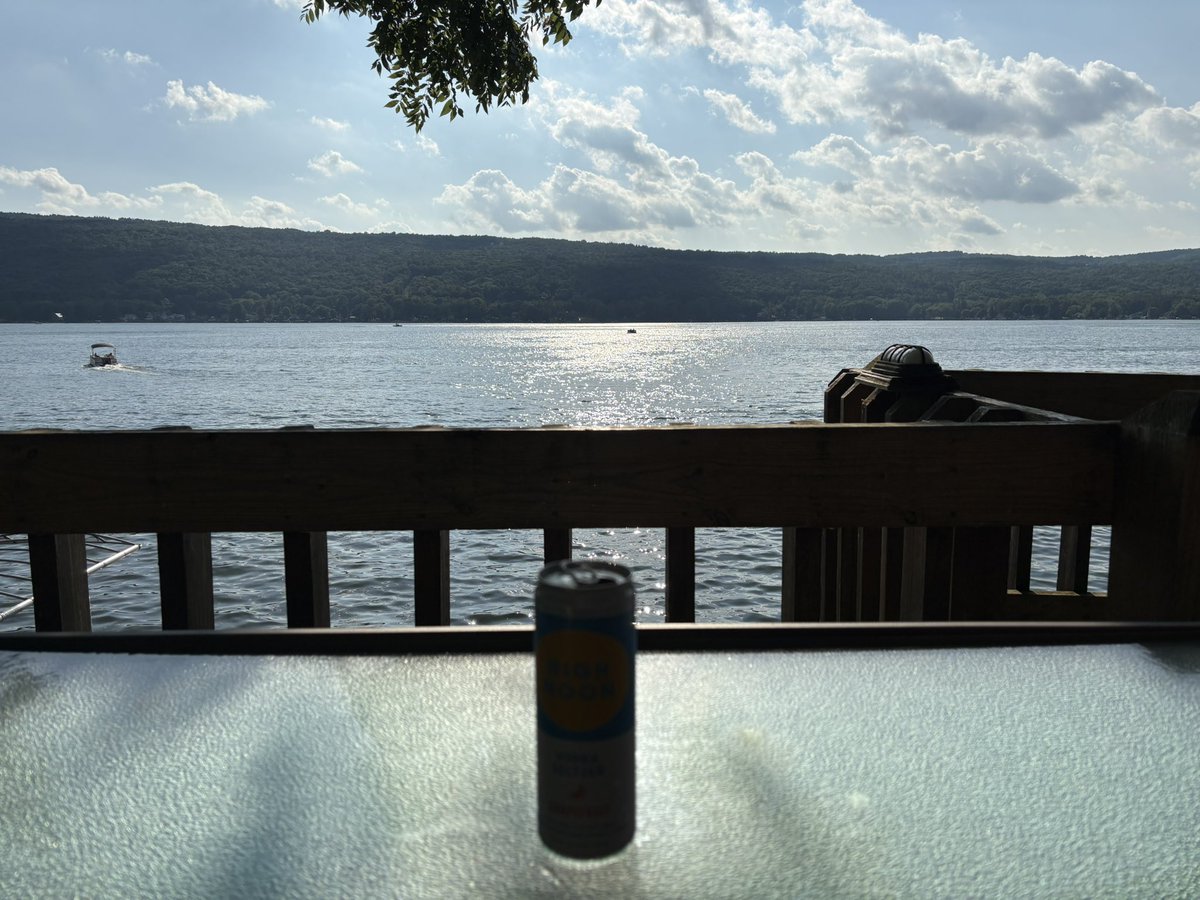 SabresFunStats's tweet image. Nice and calming at Honeoye Lake