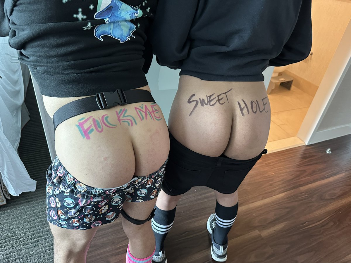 Ones the PUP <a href="/cazdenhunter/">Cazden Hunter</a> &amp; the other is the bf <a href="/true_Eros_/">Eros💜</a> BUT both are just holes 😏 

Hehe heading to Dore Alley (Up Your Alley)