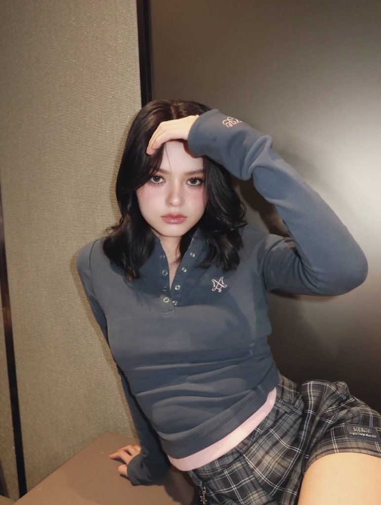 djbecbec's tweet image. becky in polos&gt;&gt;&gt;&gt;&gt;&gt;
#beckysangels
#BeckyArmstrong