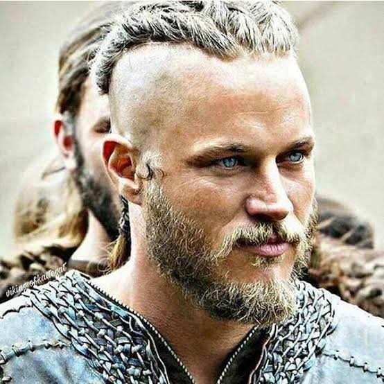 dp_morgann's tweet photo. Oboz Lothbrok - Ragnar Lothbrok

#tokillamonkey
#oboz
#BBNaijaS10
#SuperFalconsFor10 
@buccifranklin 
@kemiadetiba https://t.co/WKp6XPfXMA