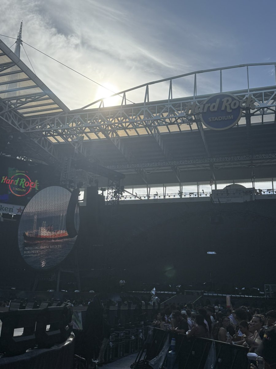 AHFOD22's tweet image. Show #38 let’s keep the good vibes rolling!
#ColdplayMiami