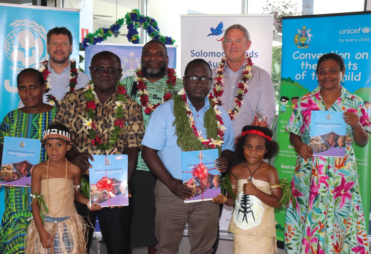 UNICEFPacific's tweet image. Every child has the right to grow up safe, supported, and protected 💙
@UNICEF, in partnership with the Ministry of Health & the Ministry of Women in the Solomon Islands 🇸🇧, is proud to support the launch of the Child and Family Welfare System Multi-Sectoral Implementation Plan.