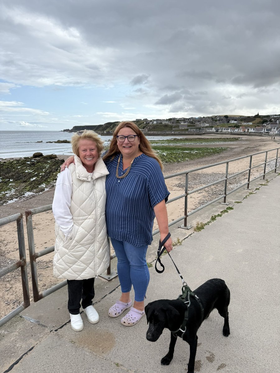 FionaBLees's tweet image. An unexpected pleasure to meet @COSLA President @MorayShona and her beautiful boy Beau 🐾 (her lovely husband Simon was there too!) as we tear ourselves away from stunning Cullen 🩵