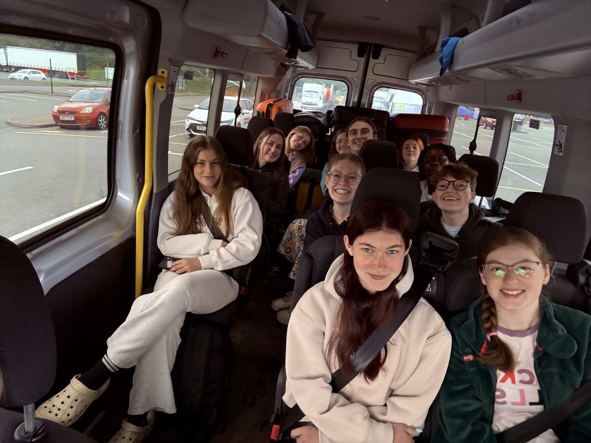 LeedsDYS's tweet image. It was a very early start this morning as we set off at 5am to Gatwick for our flight to Rome for our Jubilee of Youth pilgrimage!! 😍😀
#ldys #Rome #JubileeYear2025 #PilgrimsofHope #youth