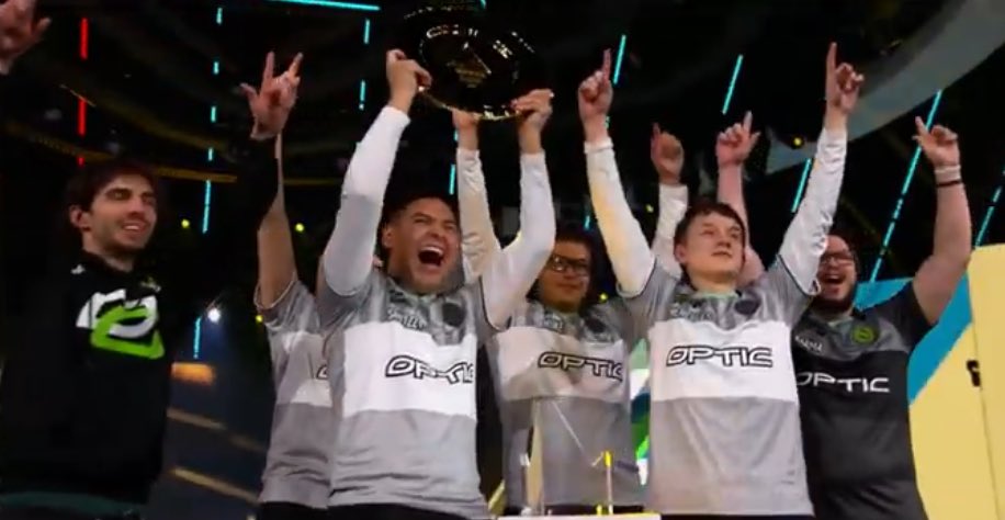 deviousduck_'s tweet image. 🏆🏆