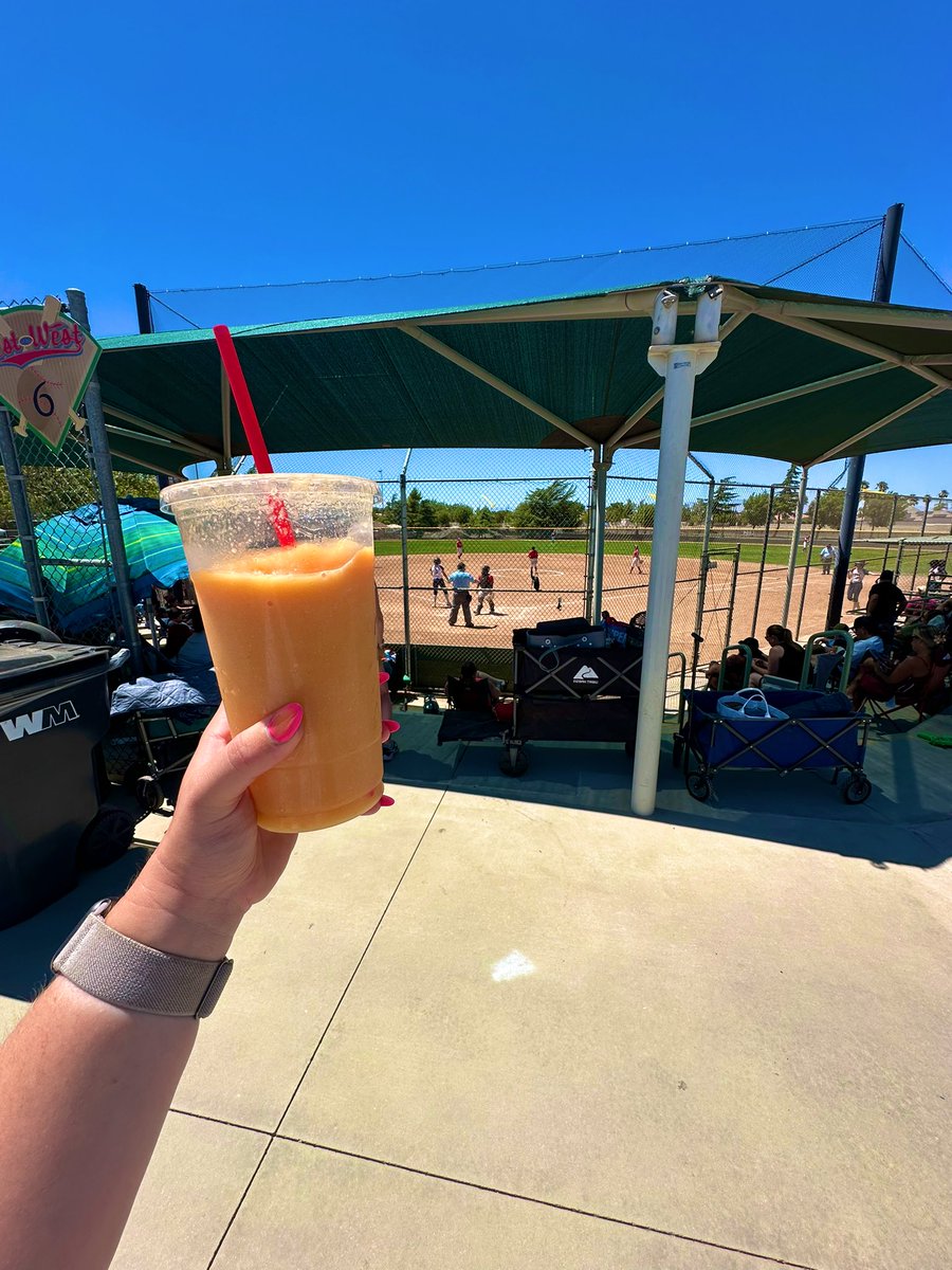 Just like that the summer recruiting season has come to an end! 

Had a fabulous summer meeting a bunch of talent and can’t wait to connect with y’all again! 

Hopefully see some of you guys in October for our Prospect camp🤩
