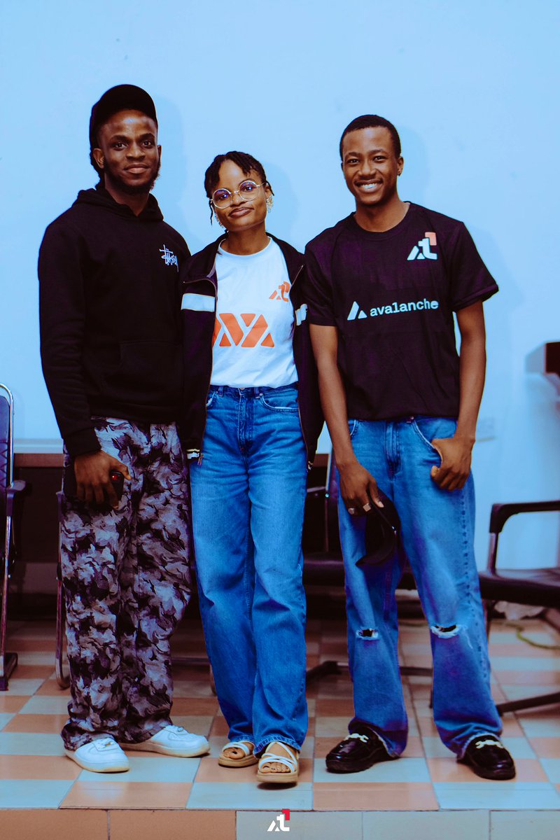 GwinD.Solana☮️🎒 tweet media