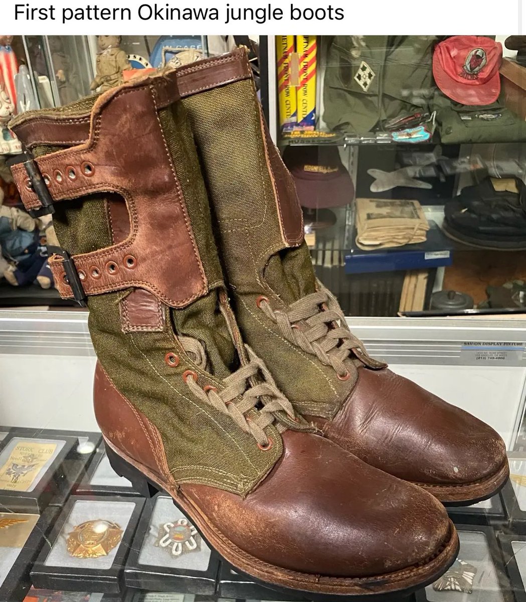 PAAWSTAR's tweet image. I’m buying a pair and wearing them, idgaf!