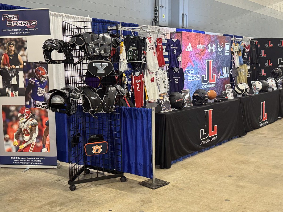 JohnsonLambe's tweet image. Set and ready for ⁦@CarolinaCoaches⁩ clinic this week. See you tomorrow. #WesellJL ⁦@ProGearFB⁩ ⁦⁦@allisportsgroup⁩