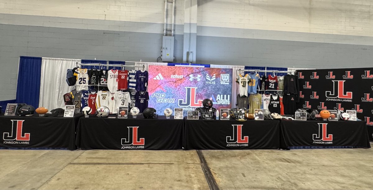 JohnsonLambe's tweet image. Set and ready for ⁦@CarolinaCoaches⁩ clinic this week. See you tomorrow. #WesellJL ⁦@ProGearFB⁩ ⁦⁦@allisportsgroup⁩