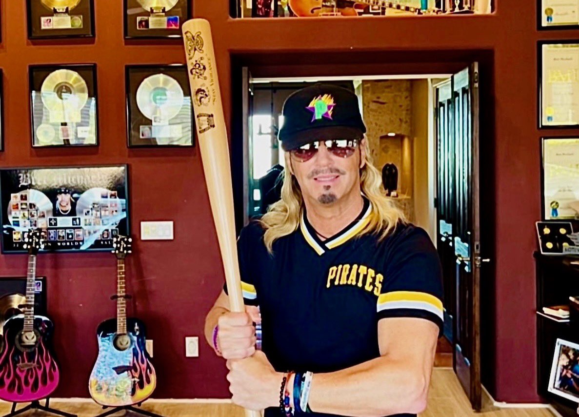 bretmichaels's tweet image. The game of baseball is in my DNA. To watch these great players get inducted into @baseballhall continues to inspire all of us, especially baseball fanatics like myself. As a lifelong type 1 diabetic, baseball played a big inspiration in my effort for continuing health. @MLB