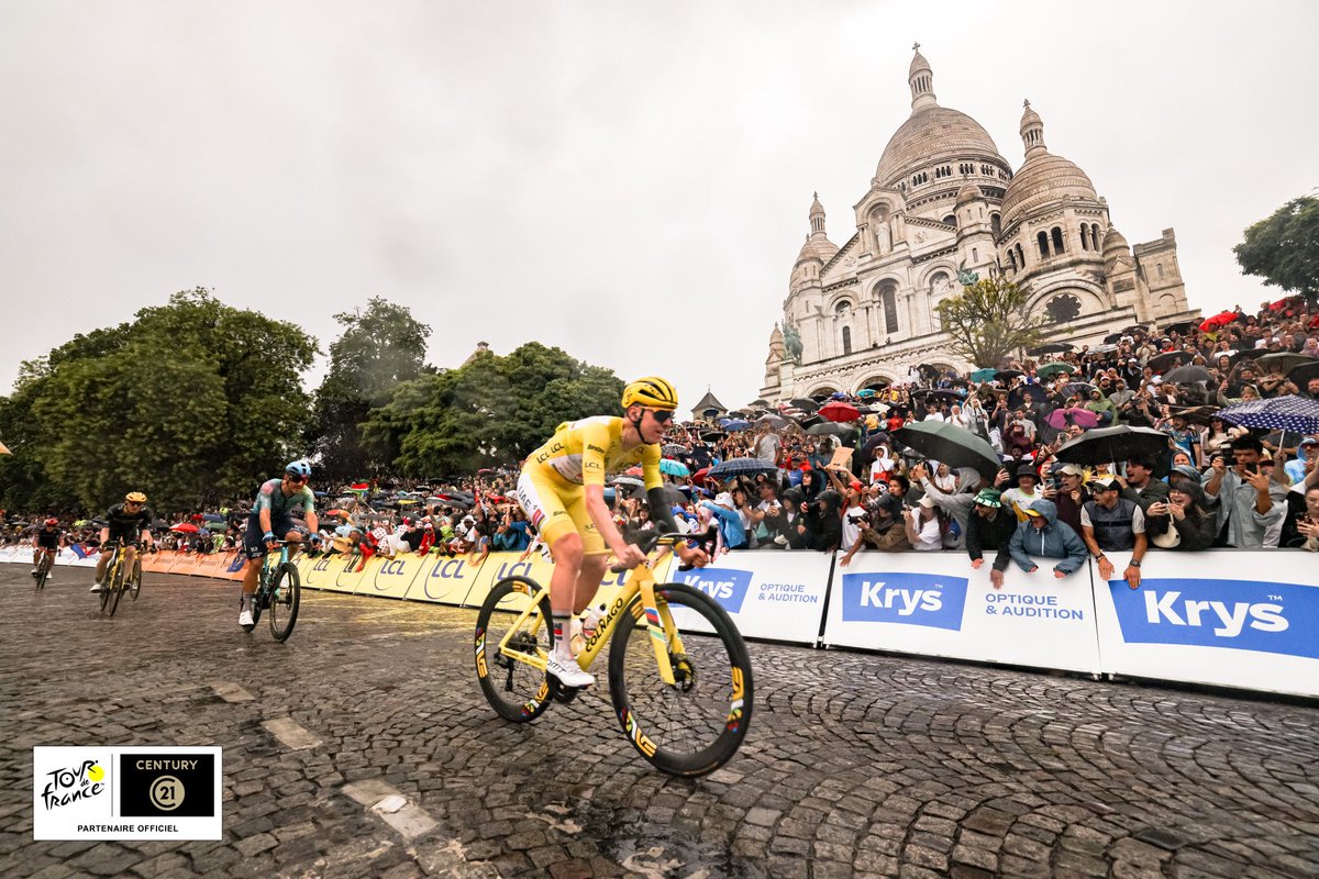 LeTour's tweet photo. PIC OF THE DAY 

By @century21fr 

#TDF2025 

📸 A.S.O. / Bastien Seon https://t.co/wgoi9AzkWT