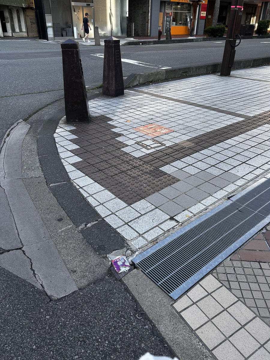 Dynamitemandom's tweet image. 月曜日の朝の長野市は善光寺表参道と長野駅前です!もう暑い💦店終わりのポイ捨てゴミ回収完了✅2週間ぶりに駅前は如是姫前辺り見たら無惨な状況でした!次週は駅前もちゃんとやらなきゃ😌ゴミ総数171個🗑️