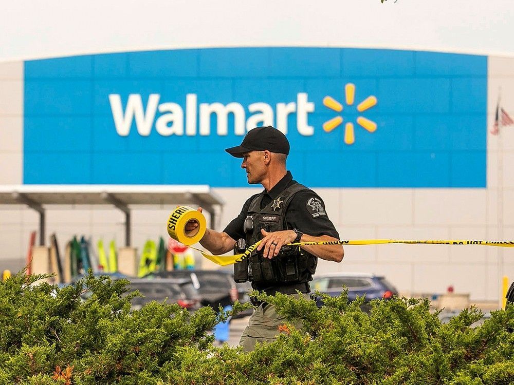 edmontonjournal's tweet image. Six of 11 injured during Michigan Walmart knife attack in critical condition, man in custody: police edmontonjournal.com/news/world/mic…