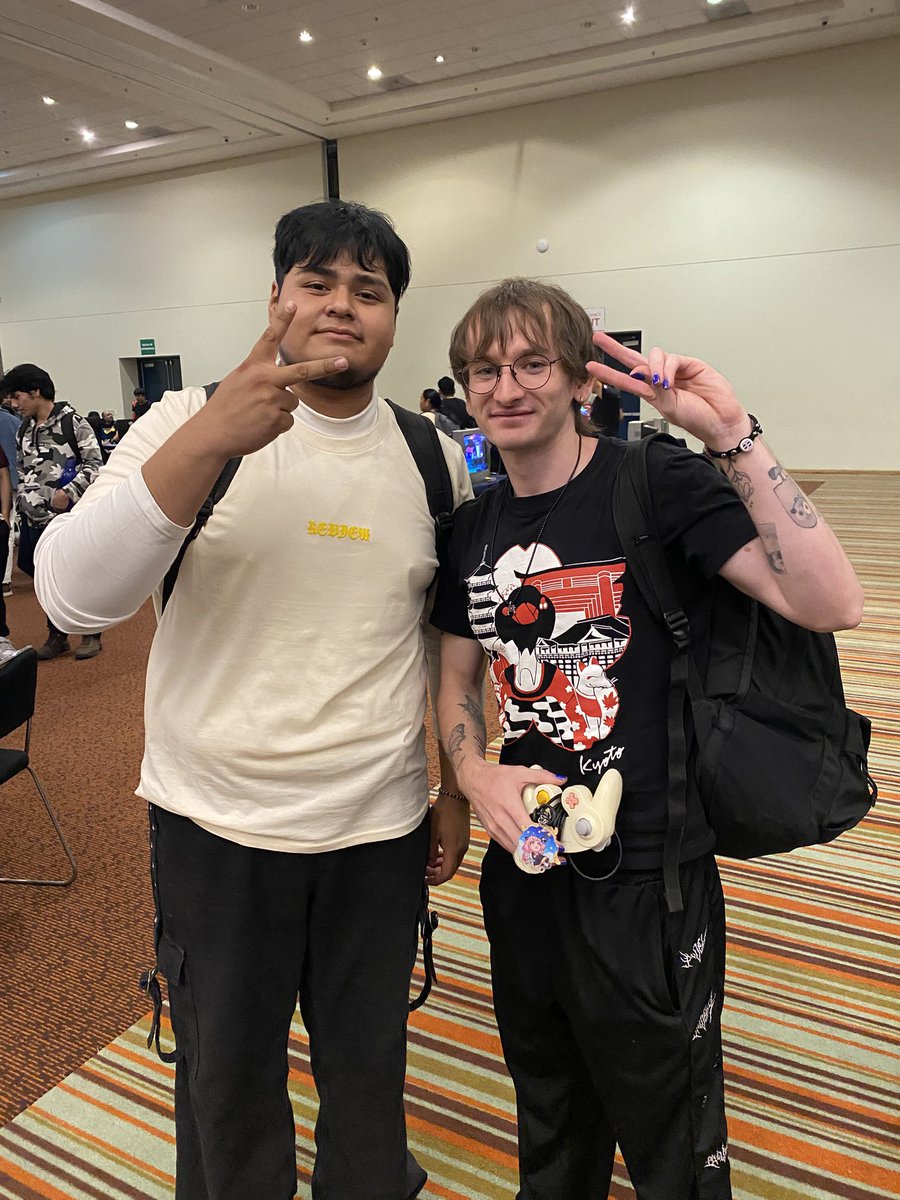 chain_luke5's tweet image. Una foto con el salvador del smash, Gracias por tanto, perdón por tan poco, UN GRANDE @Chagspc