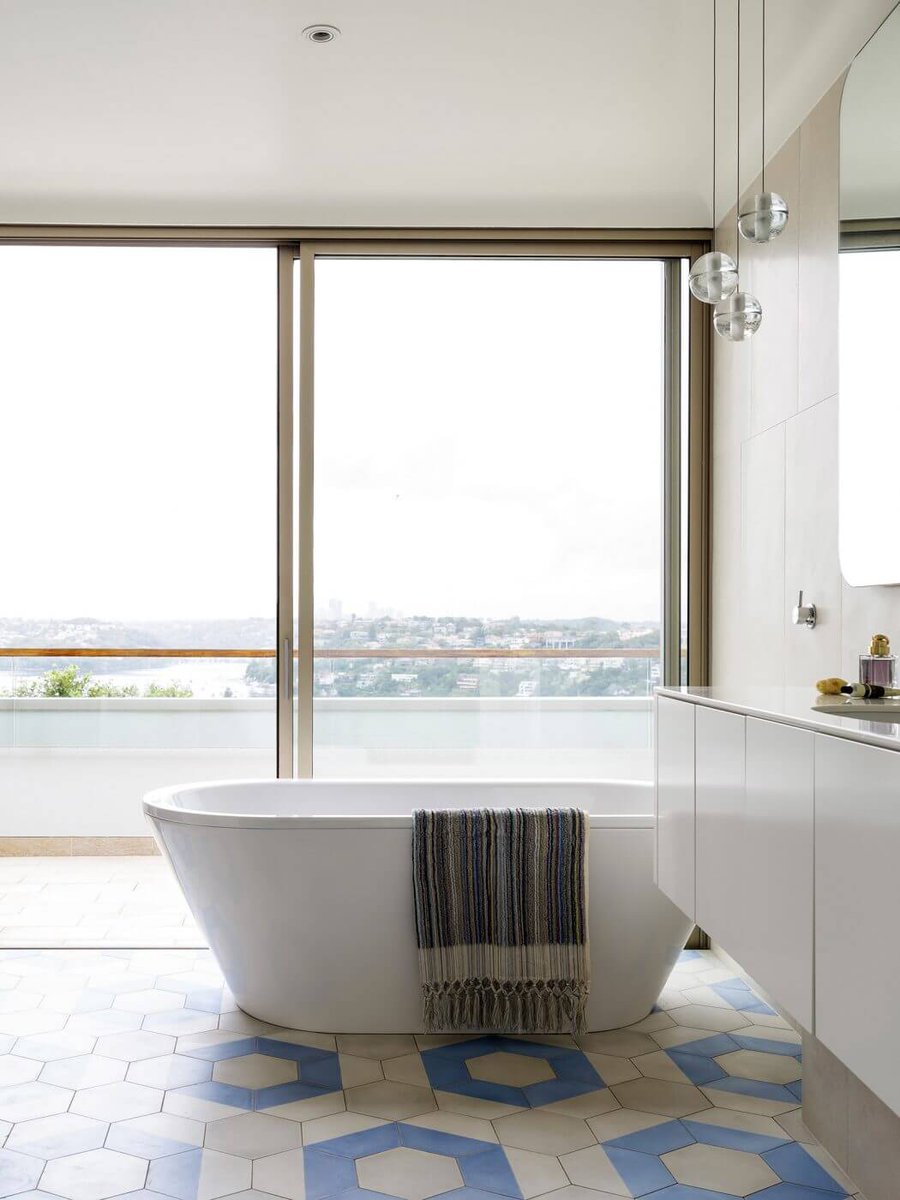 HomeAdore's tweet image. Martello Tower Home by Luigi Rosselli Architects
homeadore.com/2016/09/01/mar…