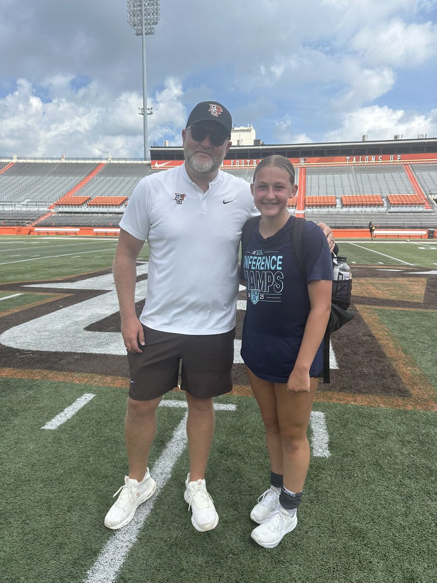 Kellyn Miller 2027 (@isc2_kellyn) on Twitter photo It was so fun visiting <a href="/BGSU_WSoccer/">BGSU Women’s Soccer</a> ID Camp today. Enjoyed meeting the BGSU coaching staff and players. Go Falcons! It was so fun visiting <a href="/BGSU_WSoccer/">BGSU Women’s Soccer</a> ID Camp today. Enjoyed meeting the BGSU coaching staff and players. Go Falcons!
