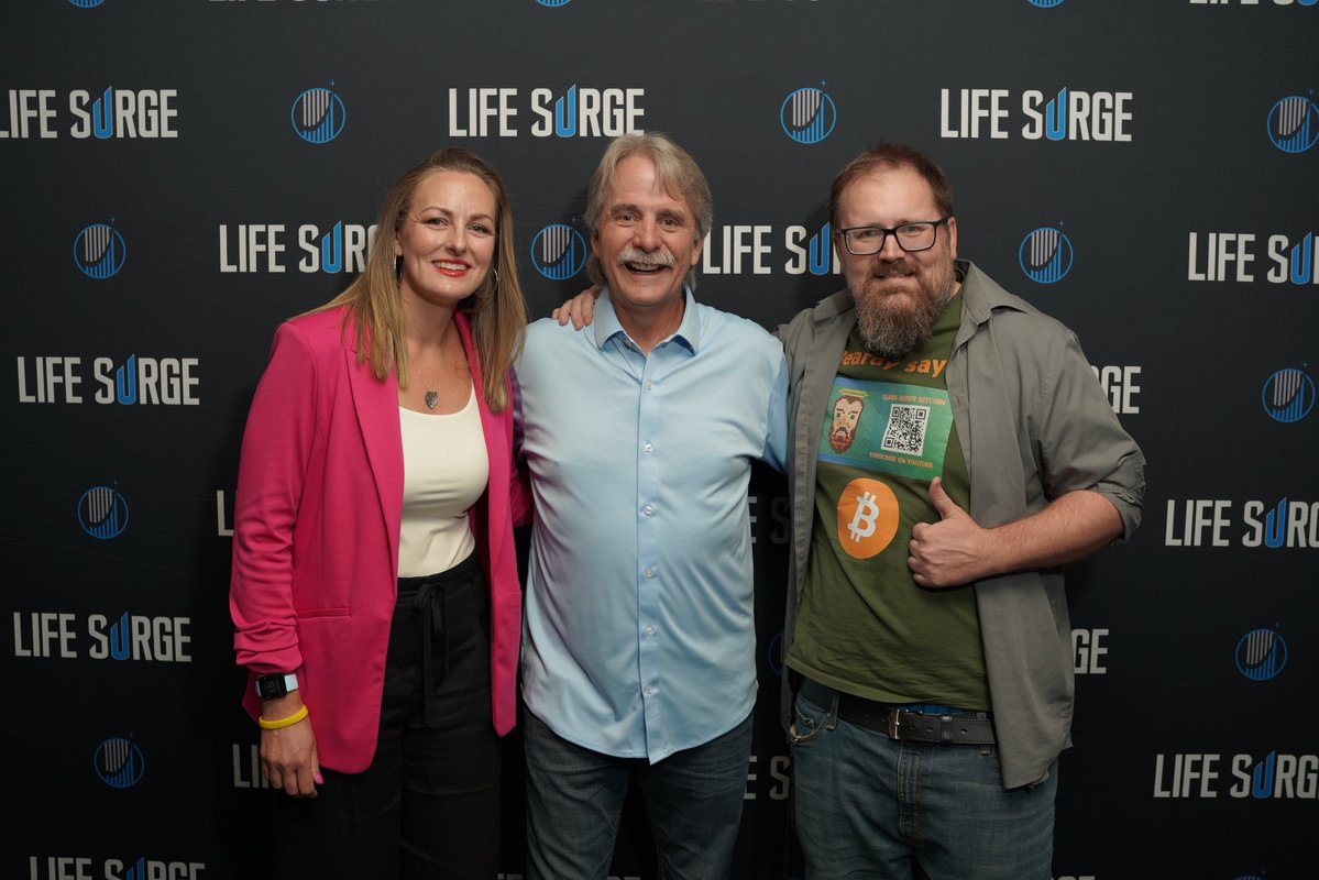 BeardyDay's tweet image. EFFF you’ve ever showed up to a Life Surge event to shamelessly self promote your YouBoob channel… ya might be a redneck!!! #lifesurge #desmoines @foxoutdoors