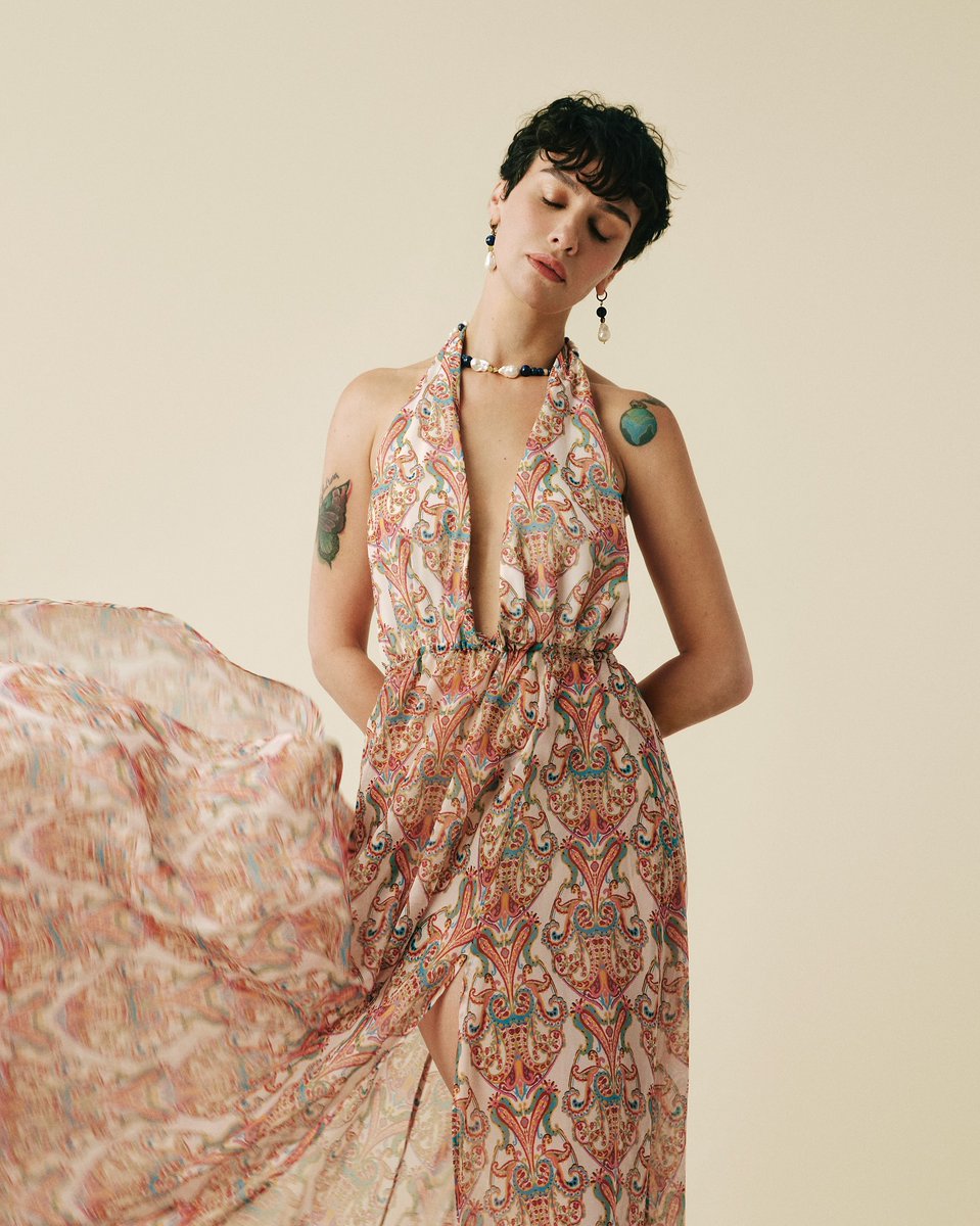 Beauty🧡
#BirceAkalay Birce Akalay
<a href="/BrcAkalay/">BirceAkalay</a> 🧡