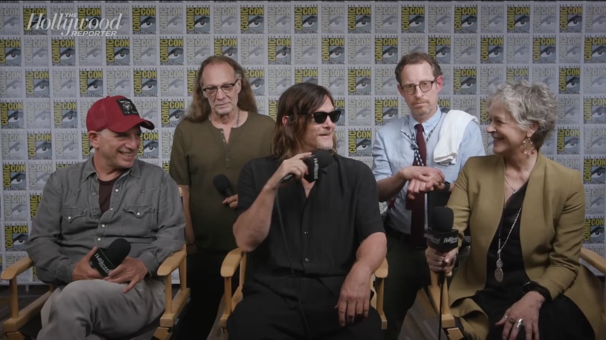 reedusnetwork's tweet image. Norman Reedus, Melissa McBride, Greg Nicotero, David Zabel, and Scott M. Gimple interview with The Hollywood Reporter to promote “The Walking Dead: Daryl Dixon” at San Diego Comic-Con in San Diego, California on July 25th.
©️ hollywoodreporter | YouTube | youtu.be/B86W7iJOsv0