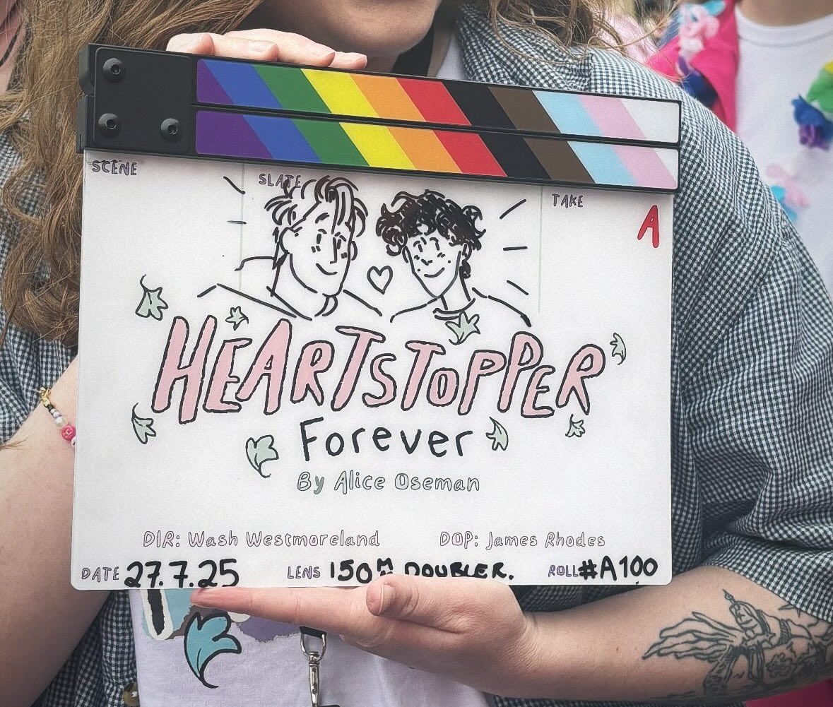 ABiteOfPod's tweet image. “bye charlie” 🍂
The ‘HEARTSTOPPER’ movie has wrapped filming.